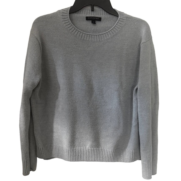 Banana Republic Light Gray Women's Sweater - Picture 1 of 4
